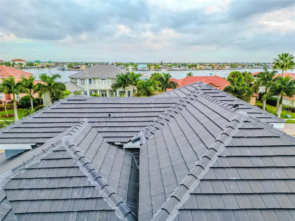 6434 Rubia Circle Apollo Beach FL 33572