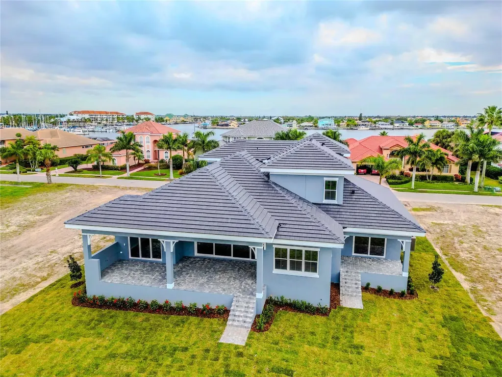 6434 Rubia Circle Apollo Beach FL 33572