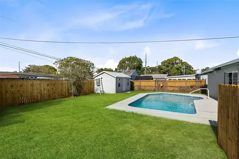 5124 Turnbull Drive Orlando FL 32812