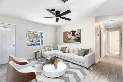 5124 Turnbull Drive Orlando FL 32812