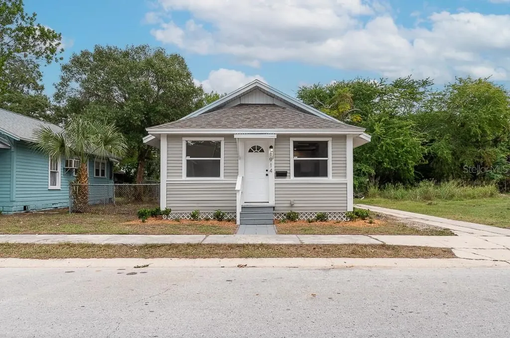 1914 24th Street S St Petersburg FL 33712