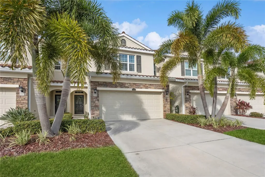 523 53rd Avenue N St Petersburg FL 33703