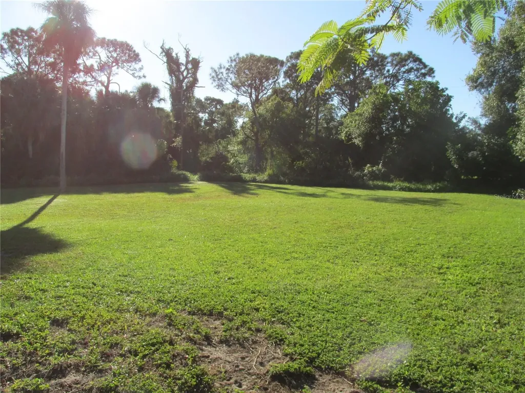 1767 Belvidere Road Englewood FL 34223