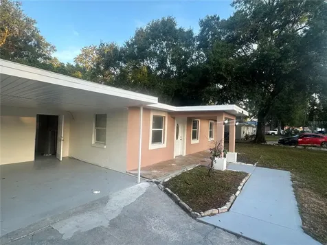 8306 N Newport Avenue Tampa FL 33604