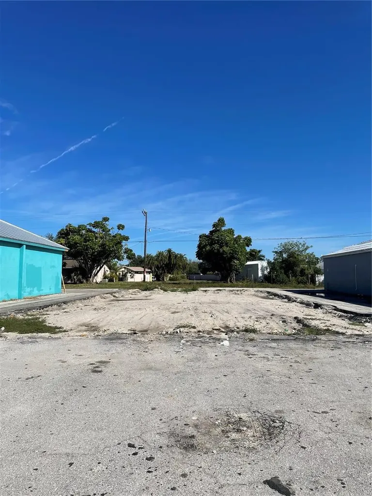 3782 Tamiami Trail Port Charlotte FL 33952