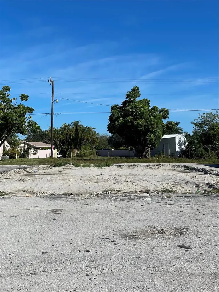 3782 Tamiami Trail Port Charlotte FL 33952
