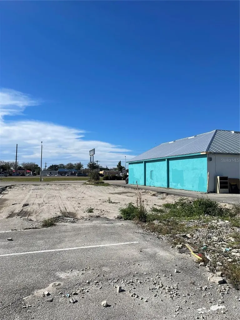 3782 Tamiami Trail Port Charlotte FL 33952