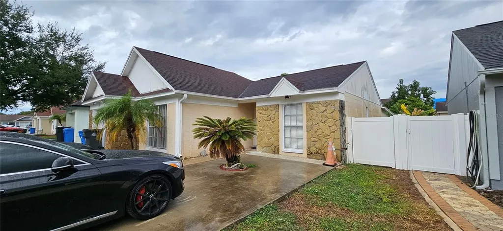 9067 Dixiana Villa Circle Tampa FL 33635
