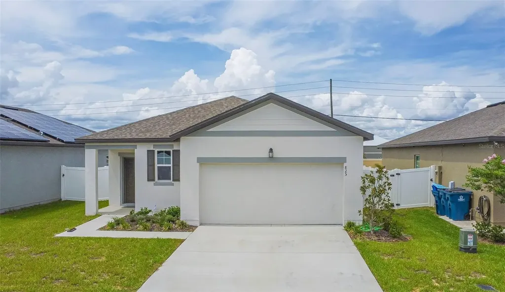 825 Orchid Grove Boulevard Davenport FL 33837