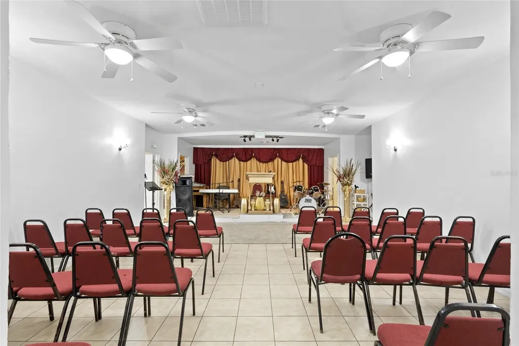 106 E Beresford Avenue Deland FL 32724