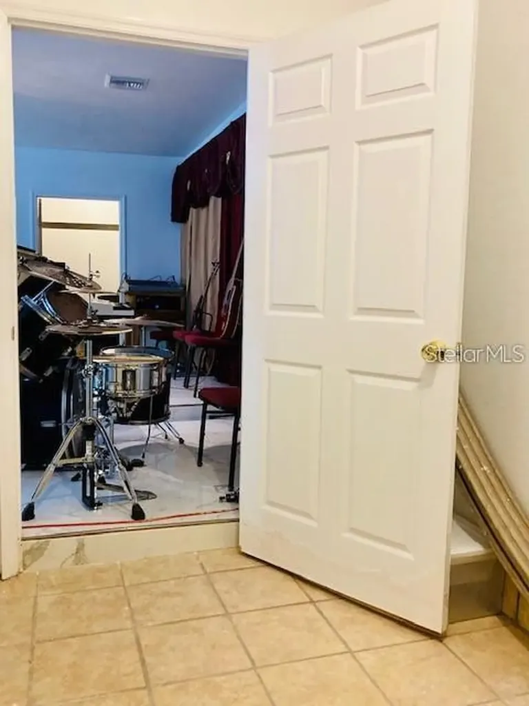 106 E Beresford Avenue Deland FL 32724