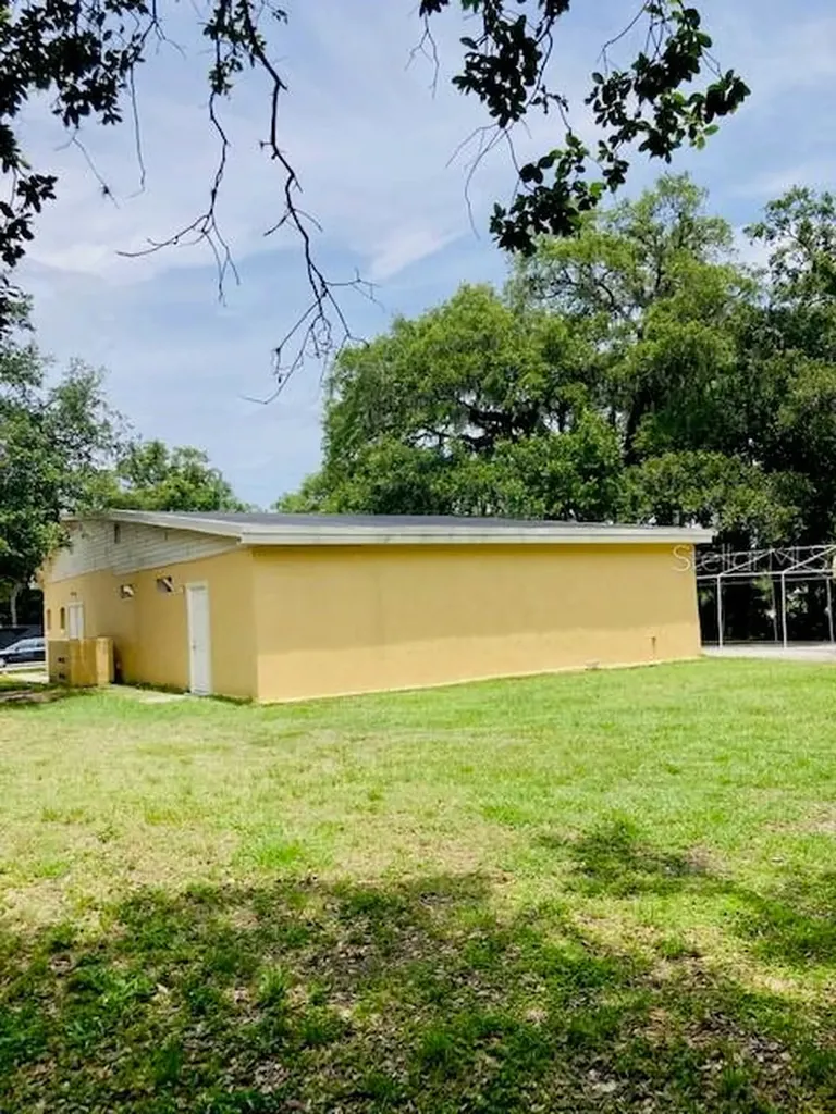 106 E Beresford Avenue Deland FL 32724