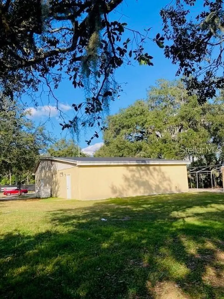 106 E Beresford Avenue Deland FL 32724