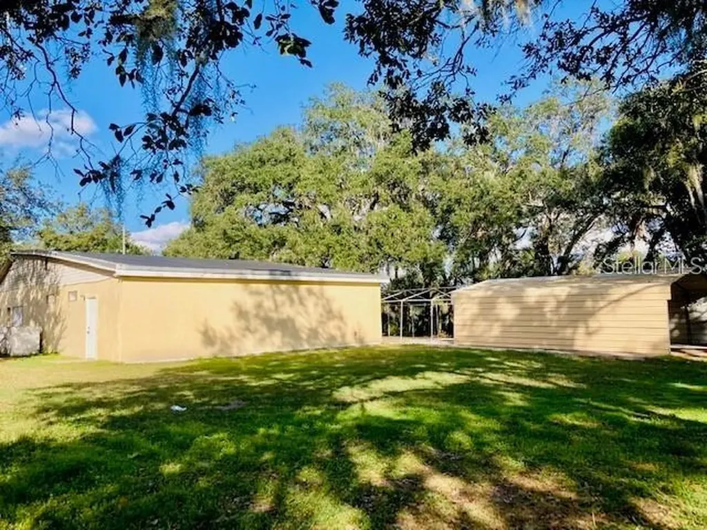 106 E Beresford Avenue Deland FL 32724