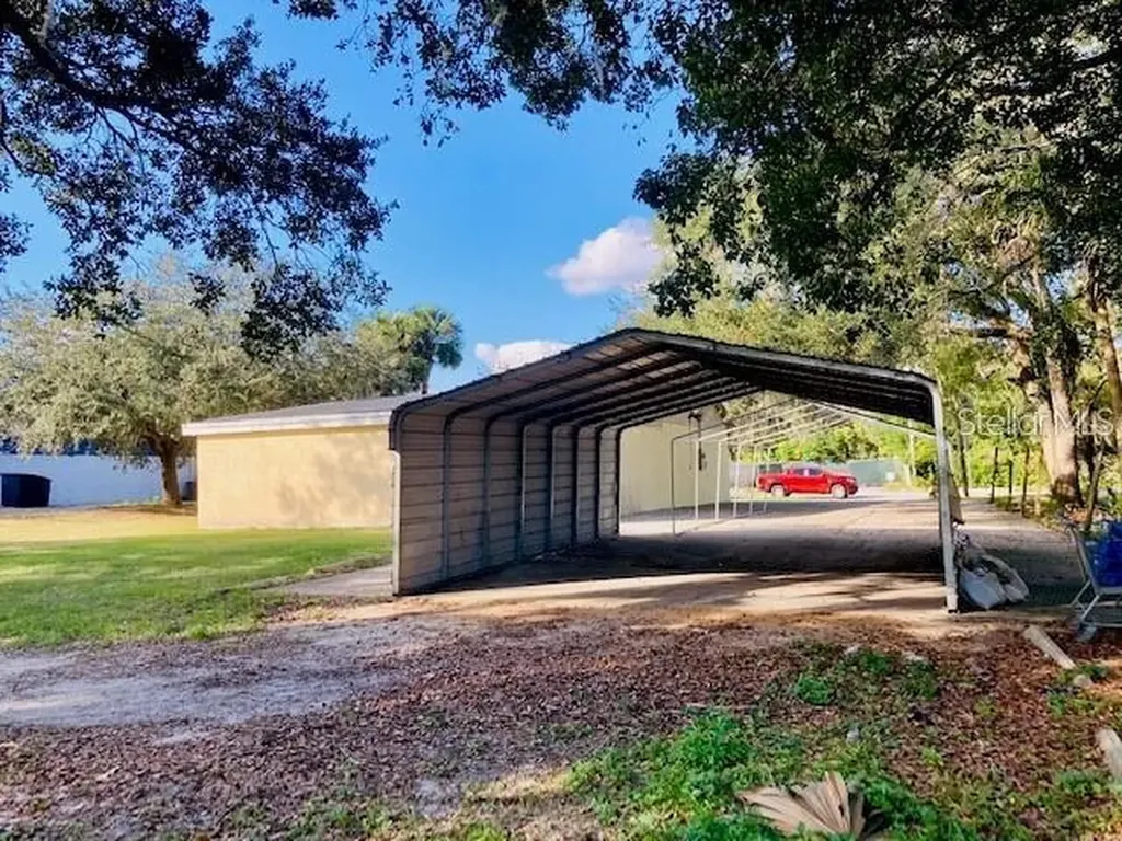 106 E Beresford Avenue Deland FL 32724