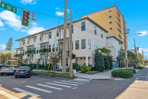 300 8th Street S St Petersburg FL 33701