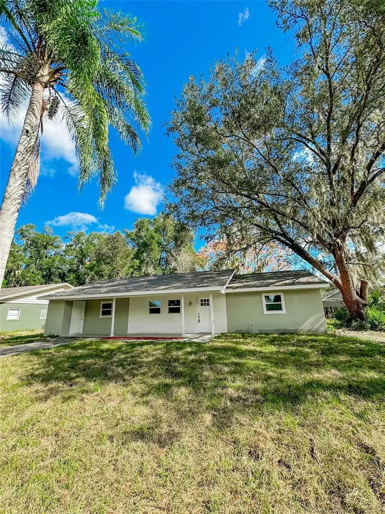 313 S Orleans Avenue Deland FL 32720