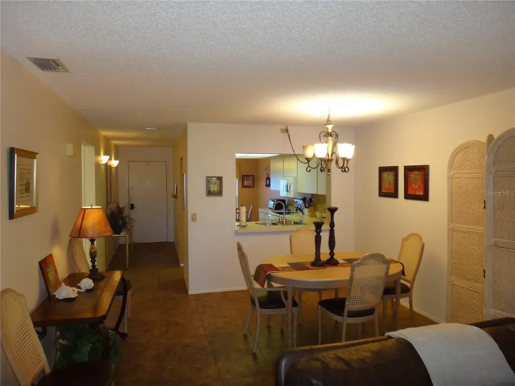 4493 Longmeadow Sarasota FL 34235