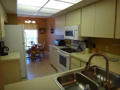 4493 Longmeadow Sarasota FL 34235