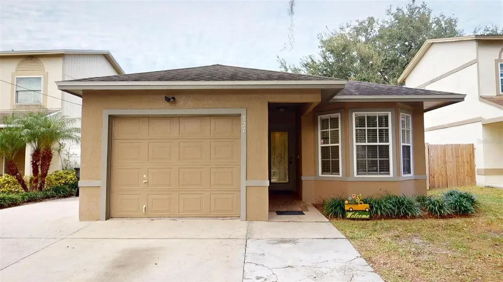 727 Schoolhouse Road Lakeland FL 33813