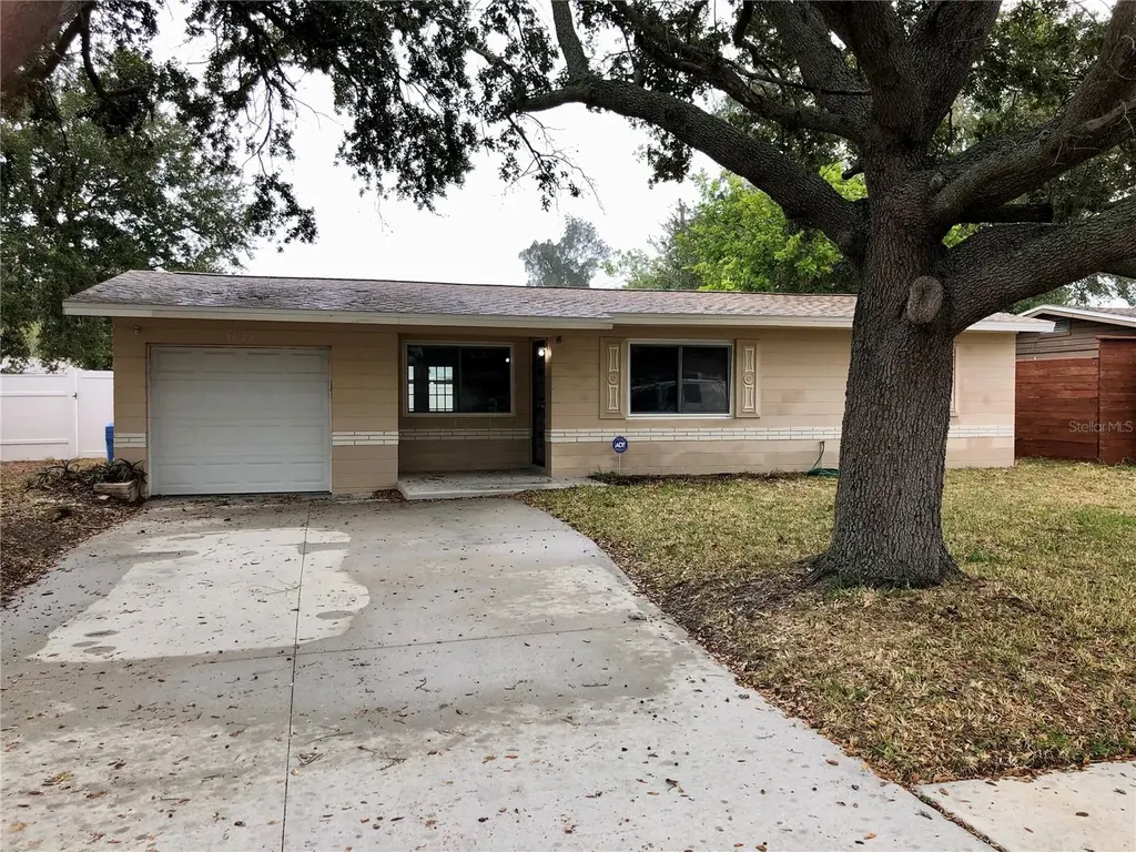 4629 83rd Avenue N Pinellas Park FL 33781