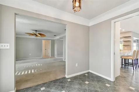1981 Hawaii Avenue NE St Petersburg FL 33703