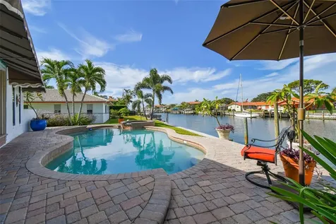 1981 Hawaii Avenue NE St Petersburg FL 33703