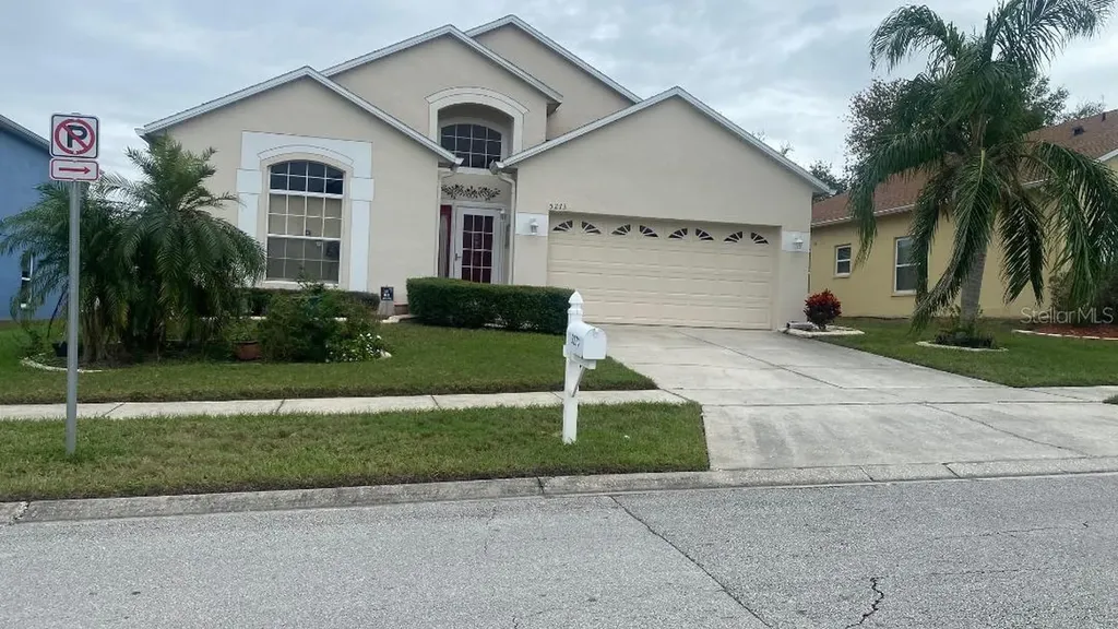 5273 Shale Ridge Trail Orlando FL 32818