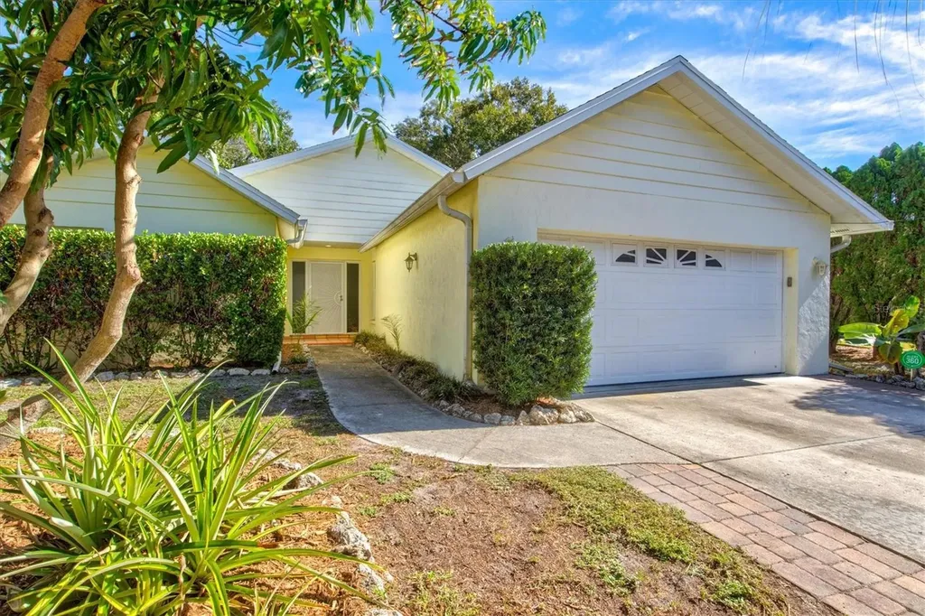 4530 Guava Court Sarasota FL 34234