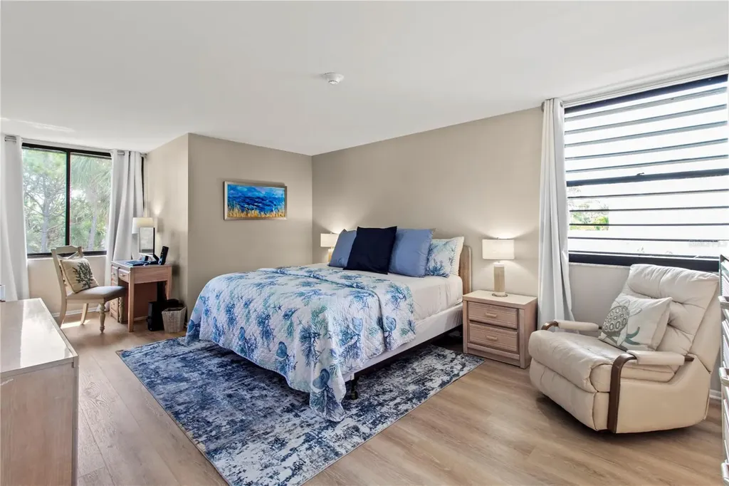 519 Bayport Way Longboat Key FL 34228
