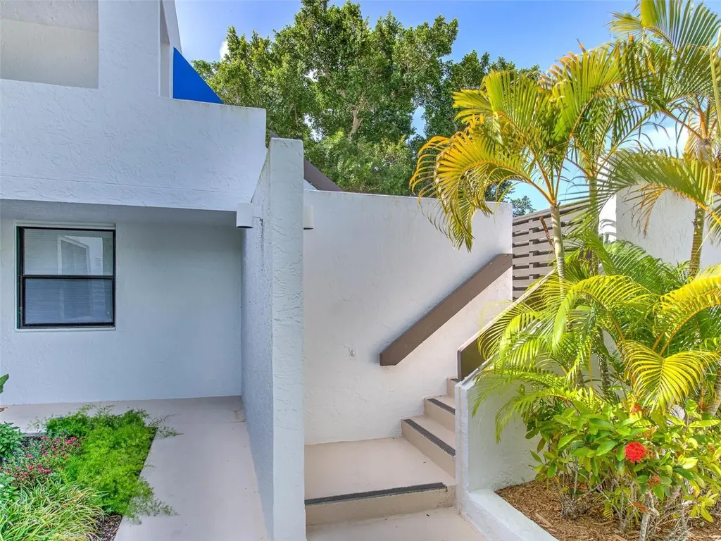 519 Bayport Way Longboat Key FL 34228