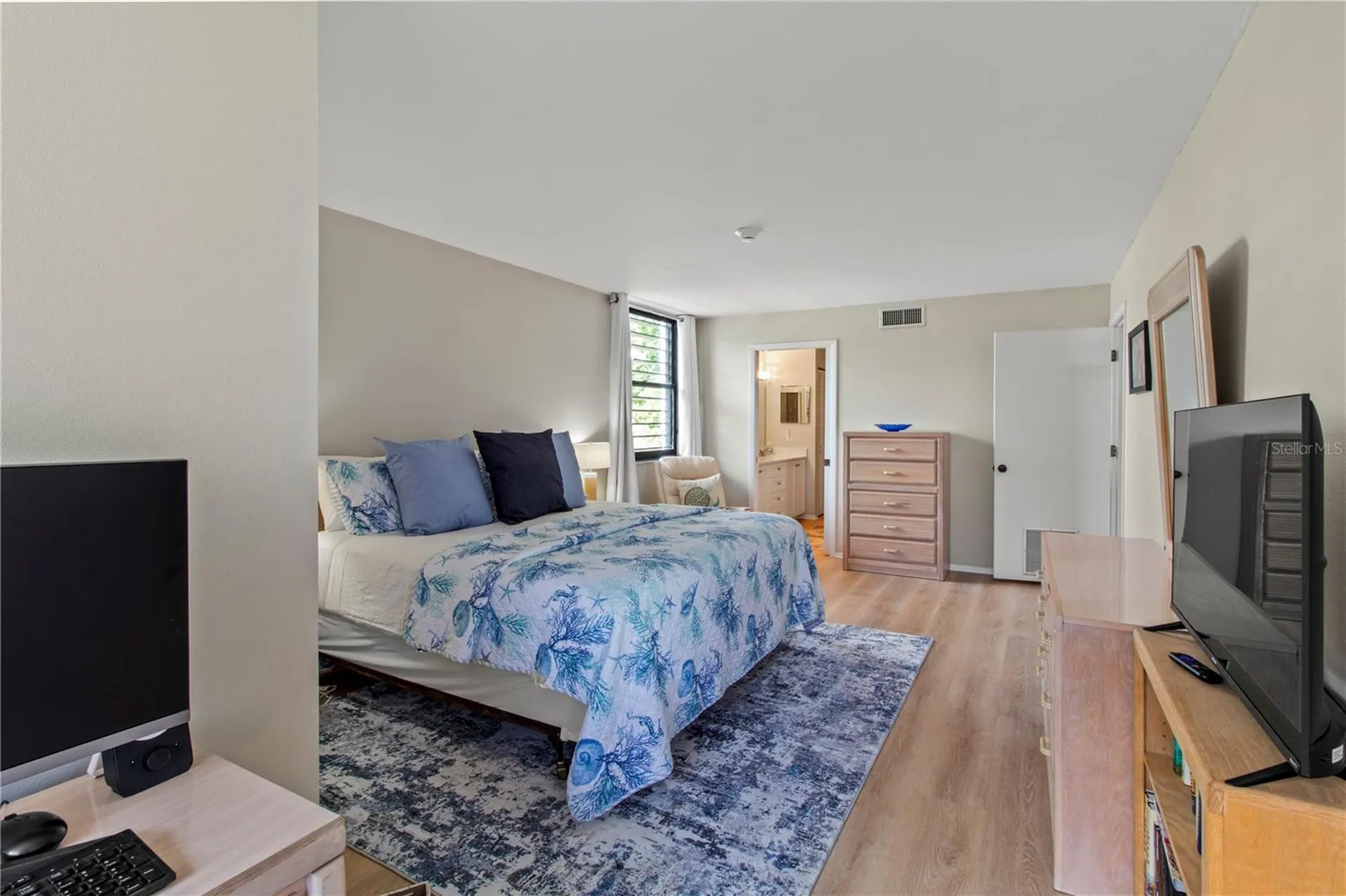 519 Bayport Way Longboat Key FL 34228