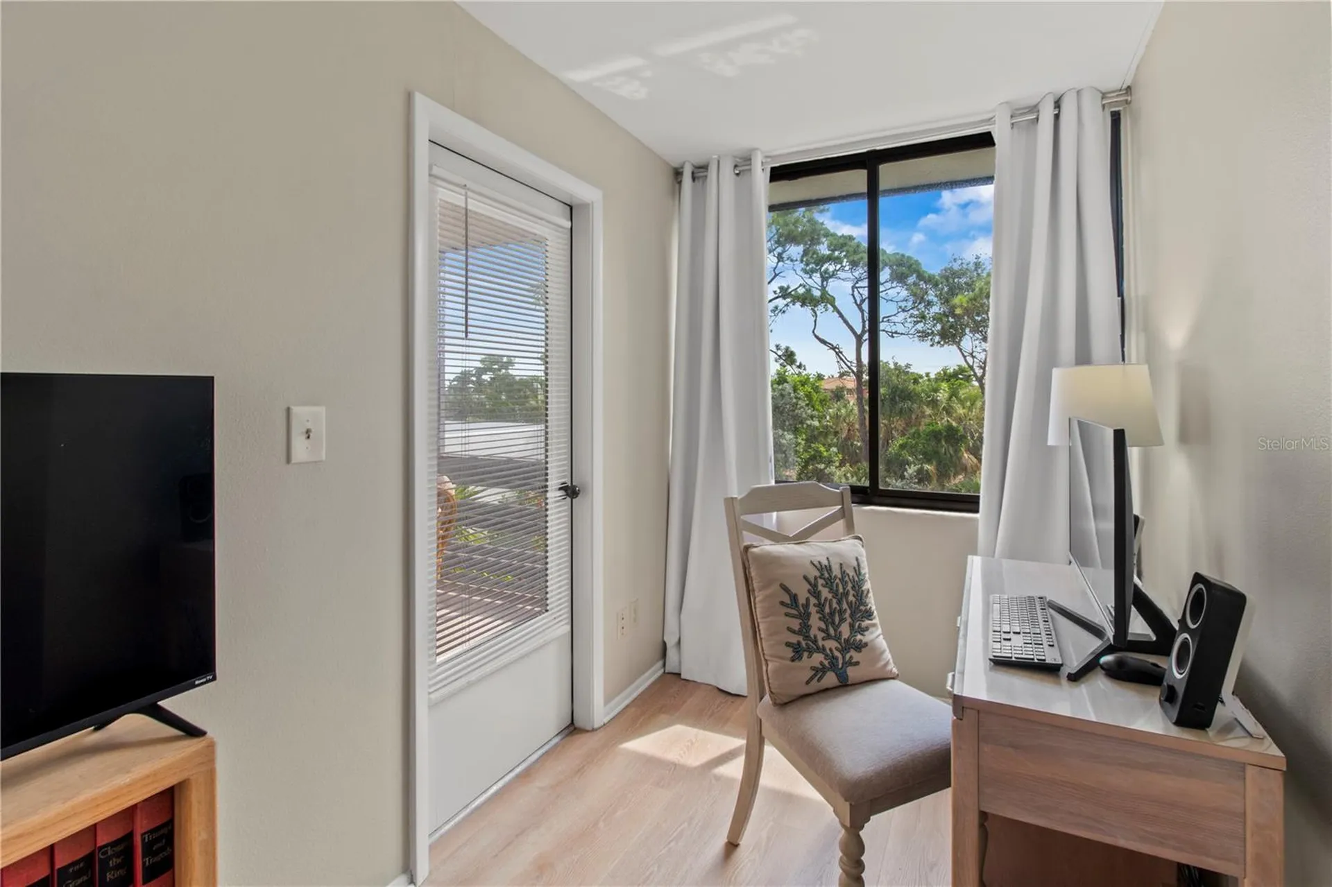 519 Bayport Way Longboat Key FL 34228