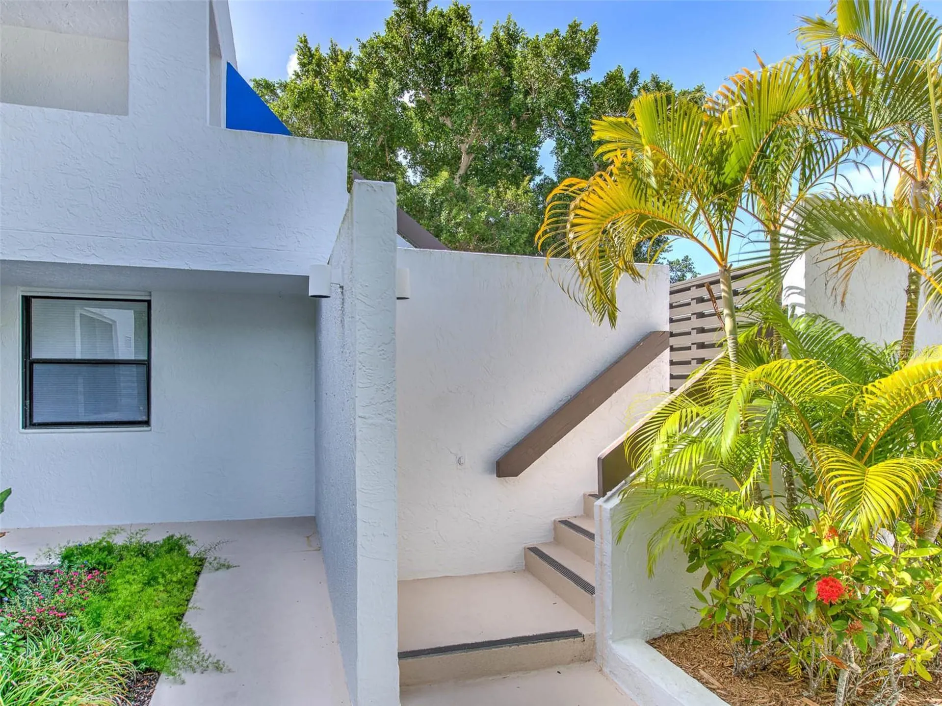 519 Bayport Way Longboat Key FL 34228