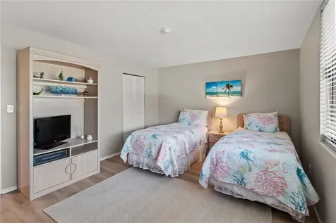 519 Bayport Way Longboat Key FL 34228