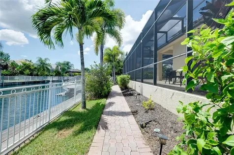 4726 Mainsail Drive Bradenton FL 34208