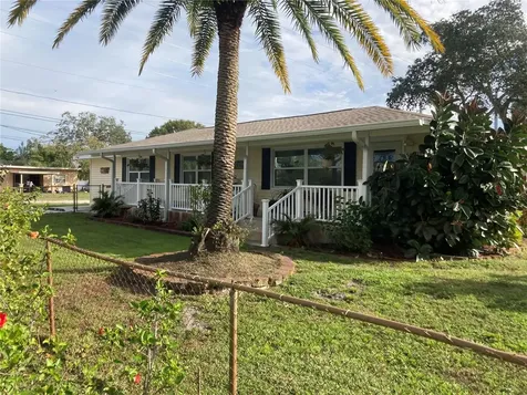 6637 32nd Street N St Petersburg FL 33702