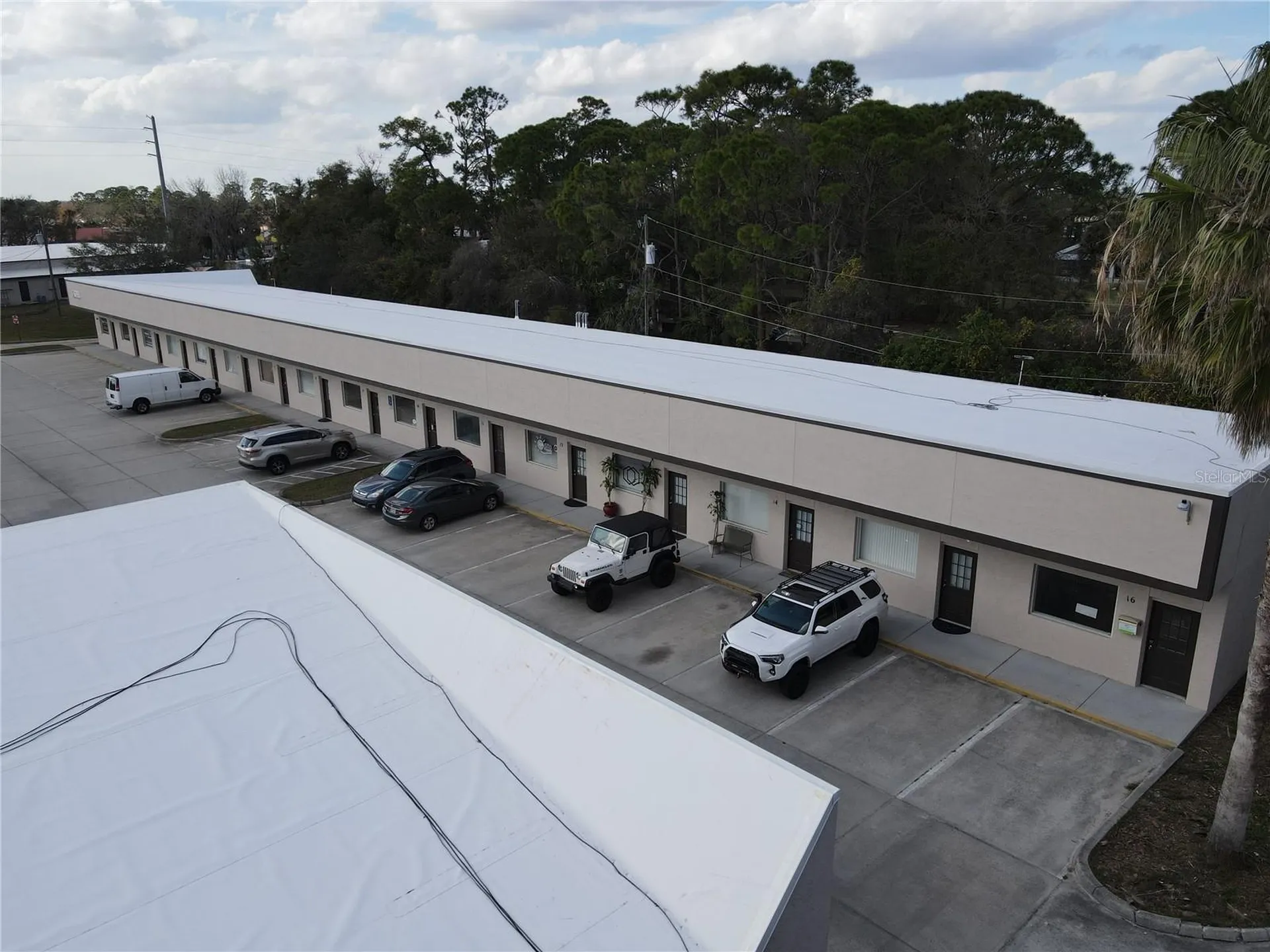 2111 S Ridgewood Avenue Edgewater FL 32141
