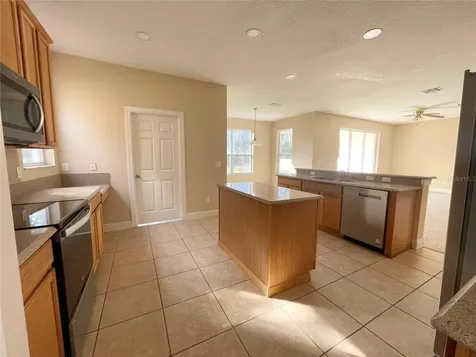 2106 Laurel Blossom Circle Ocoee FL 34761