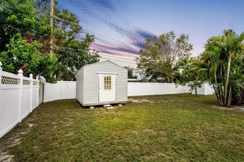 2741 Lench Place Sarasota FL 34235
