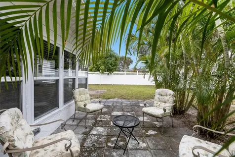 2741 Lench Place Sarasota FL 34235