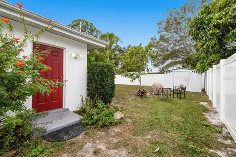 2741 Lench Place Sarasota FL 34235