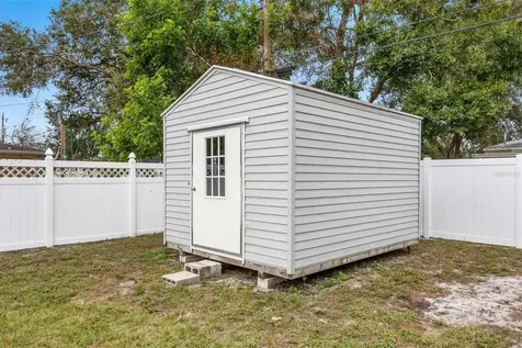 2741 Lench Place Sarasota FL 34235