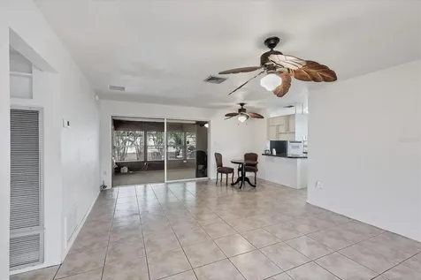 2741 Lench Place Sarasota FL 34235