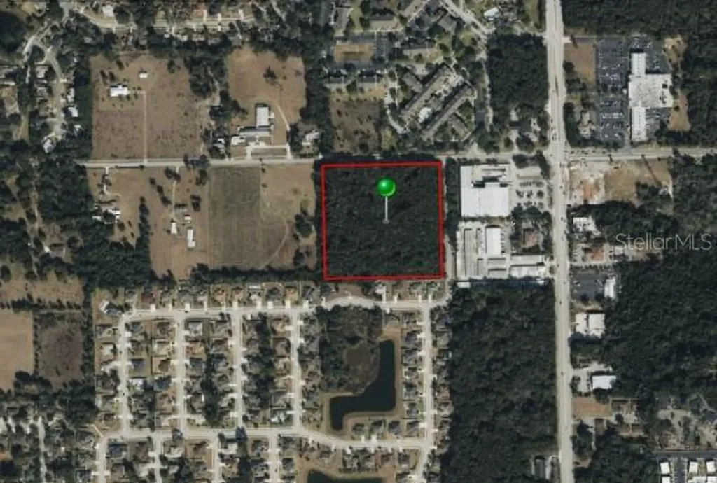 1290 W Plymouth Avenue Deland FL 32720