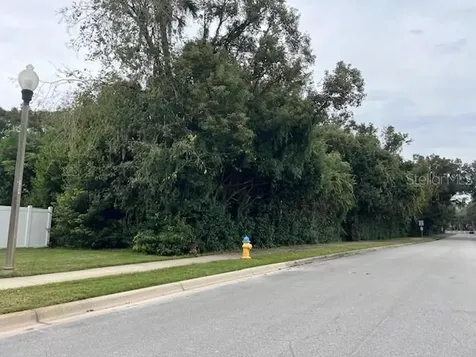1290 W Plymouth Avenue Deland FL 32720