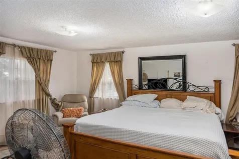 69 Powell Road Winter Haven FL 33880