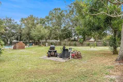 69 Powell Road Winter Haven FL 33880
