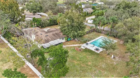 69 Powell Road Winter Haven FL 33880