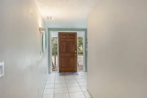 69 Powell Road Winter Haven FL 33880